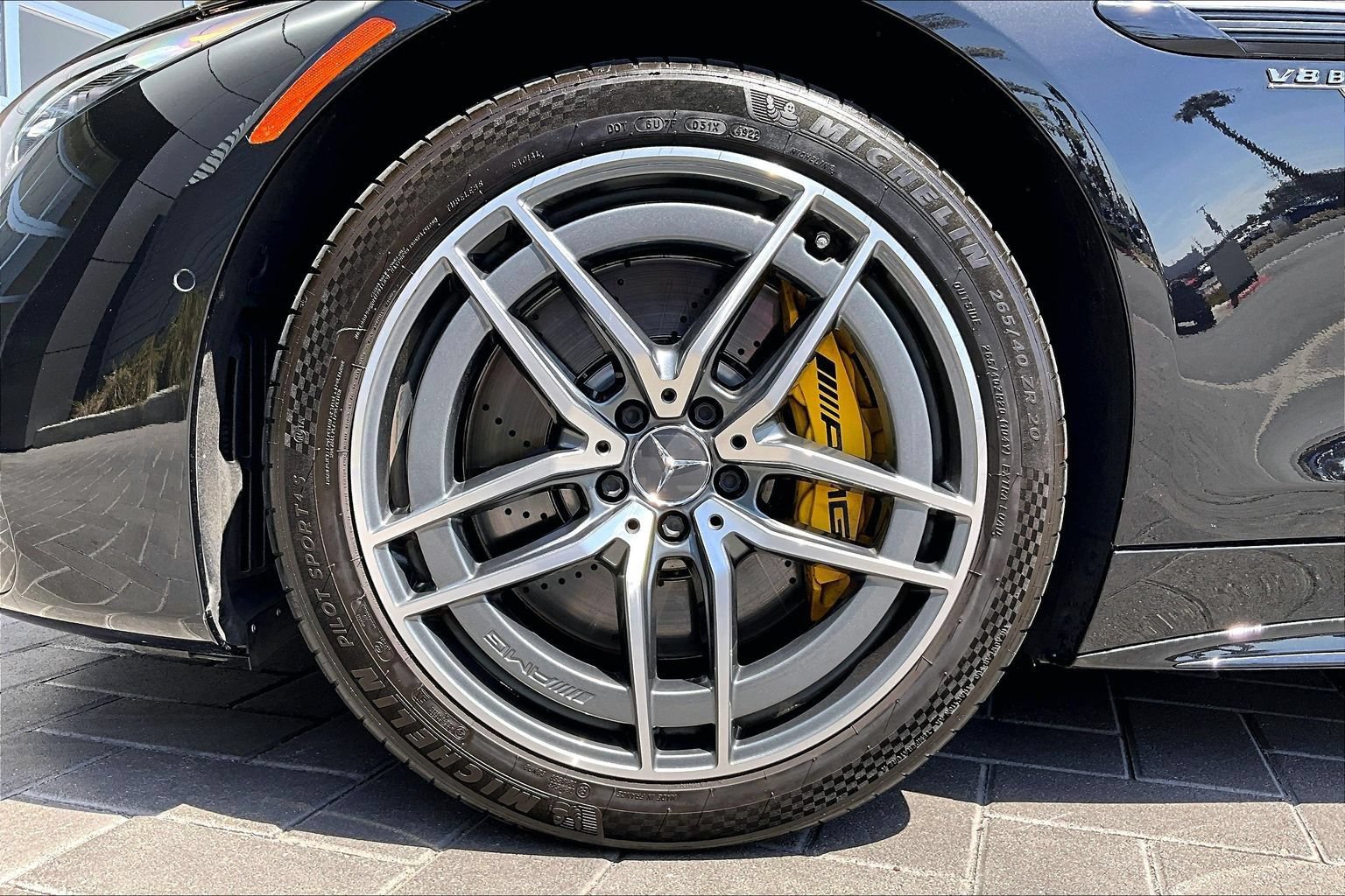 Used 2023 Mercedes-Benz SL 63 AMG 4MATIC image 9