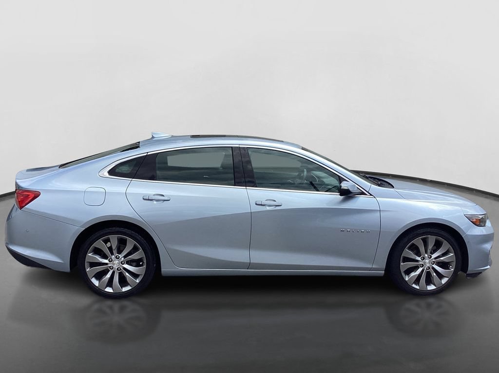 Used 2017 Chevrolet Malibu Premier w/ Premier Sun and Wheel Package FWD image 4