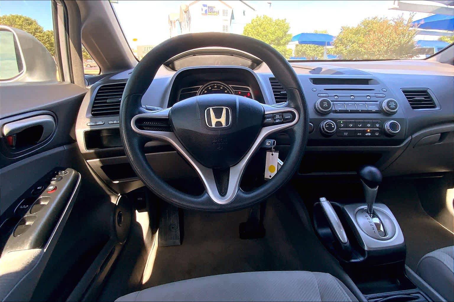Used 2010 Honda Civic LX image 5