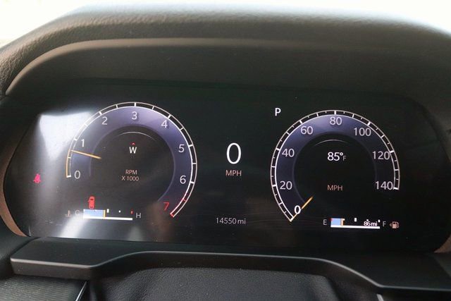 Used 2024 Jeep Grand Cherokee Altitude AWD/4WD image 16