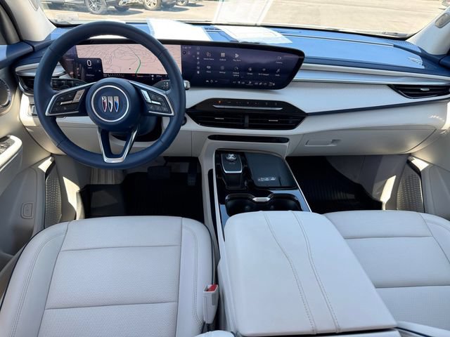 Used 2025 Buick Enclave Avenir AWD/4WD image 15