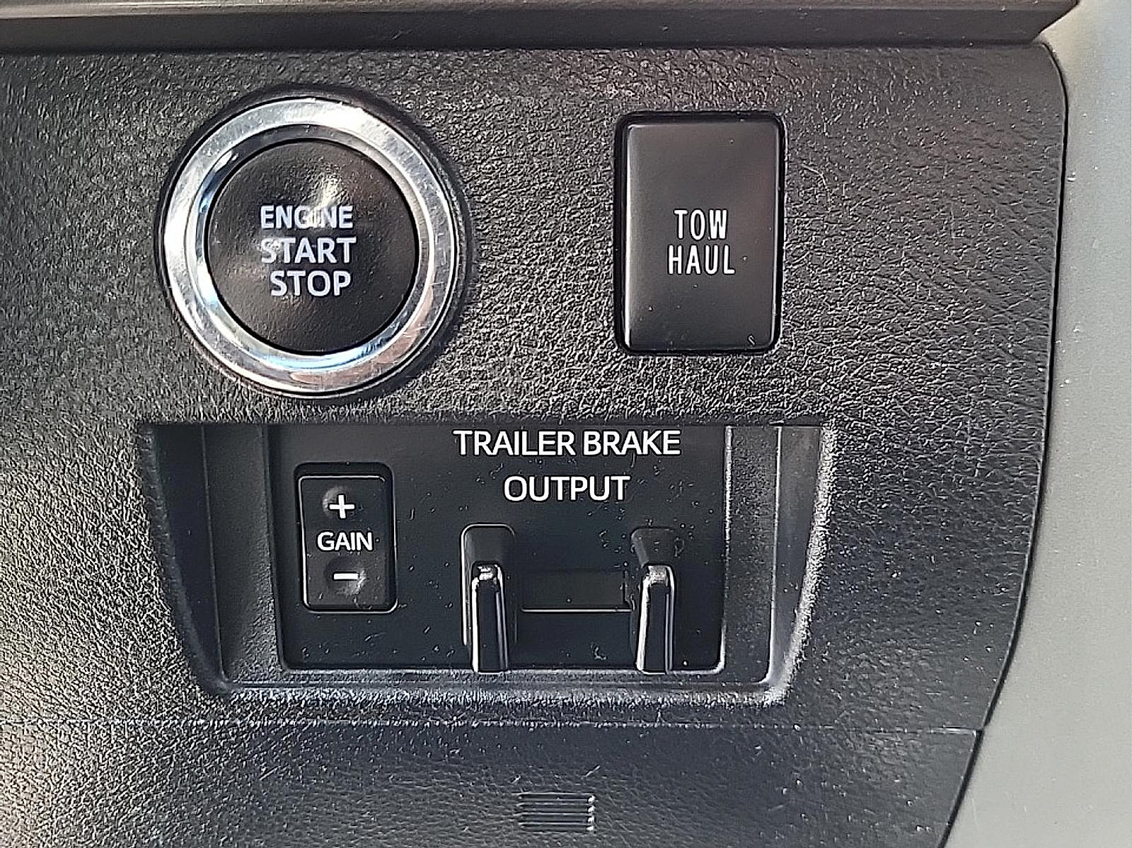 Used 2021 Toyota Tundra SR5 AWD/4WD image 28