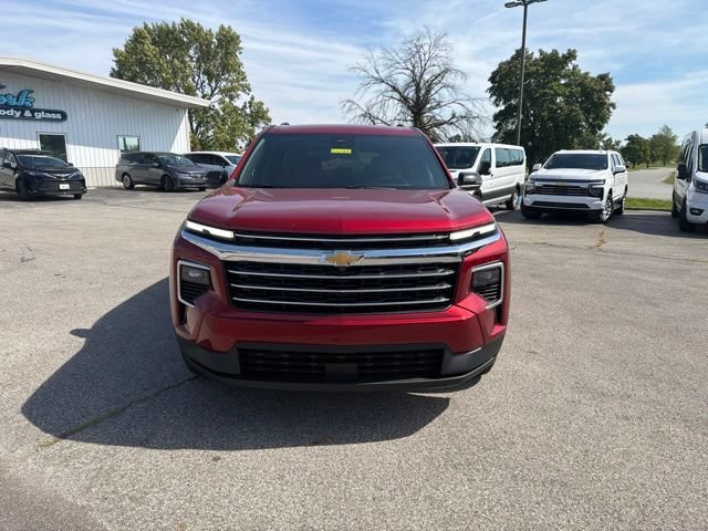 New 2027 Chevrolet Traverse LT w/ Driver Confidence Package FWD image 3
