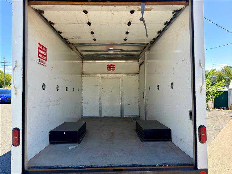 Used 2022 Ford Transit 350 DRW RWD image 5