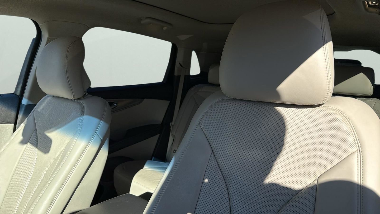 Used 2019 Lincoln Nautilus Reserve image 10