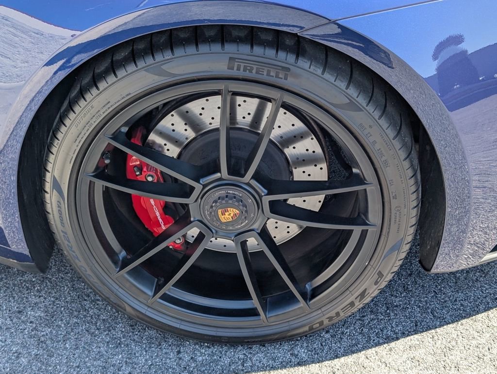 Certified 2024 Porsche 911 Carrera GTS RWD image 27