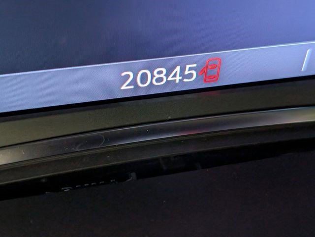 Certified 2023 Chevrolet Traverse LT w/ LPO, Floor Liner Package image 16