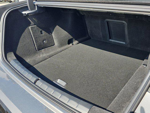 New 2025 BMW i7 M70 image 12