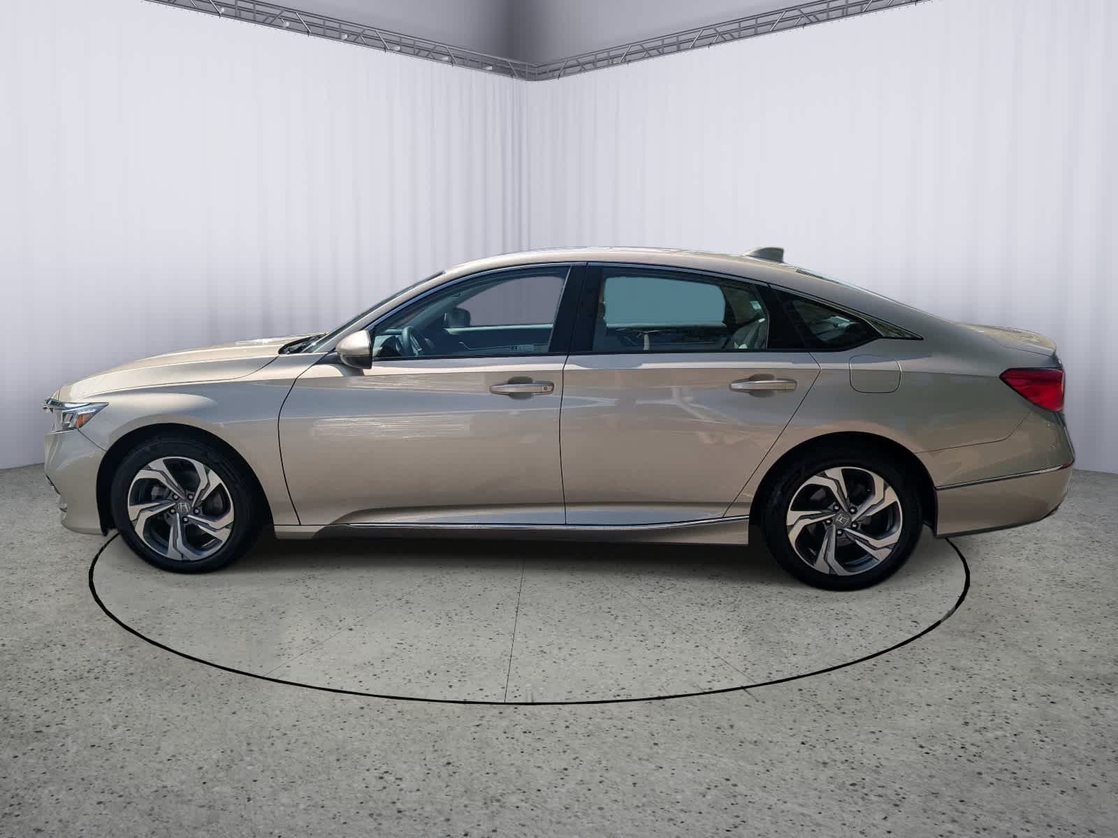 Certified 2018 Honda Accord EX-L image 6
