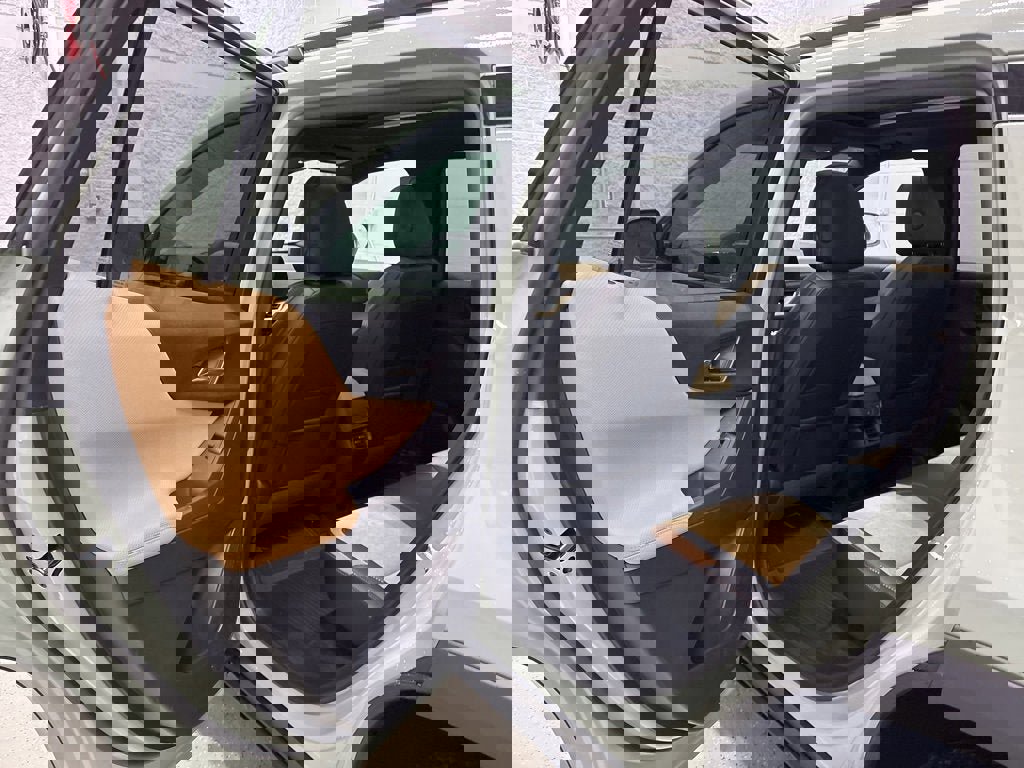 New 2026 Chevrolet Equinox ACTIV w/ Convenience Package III image 29