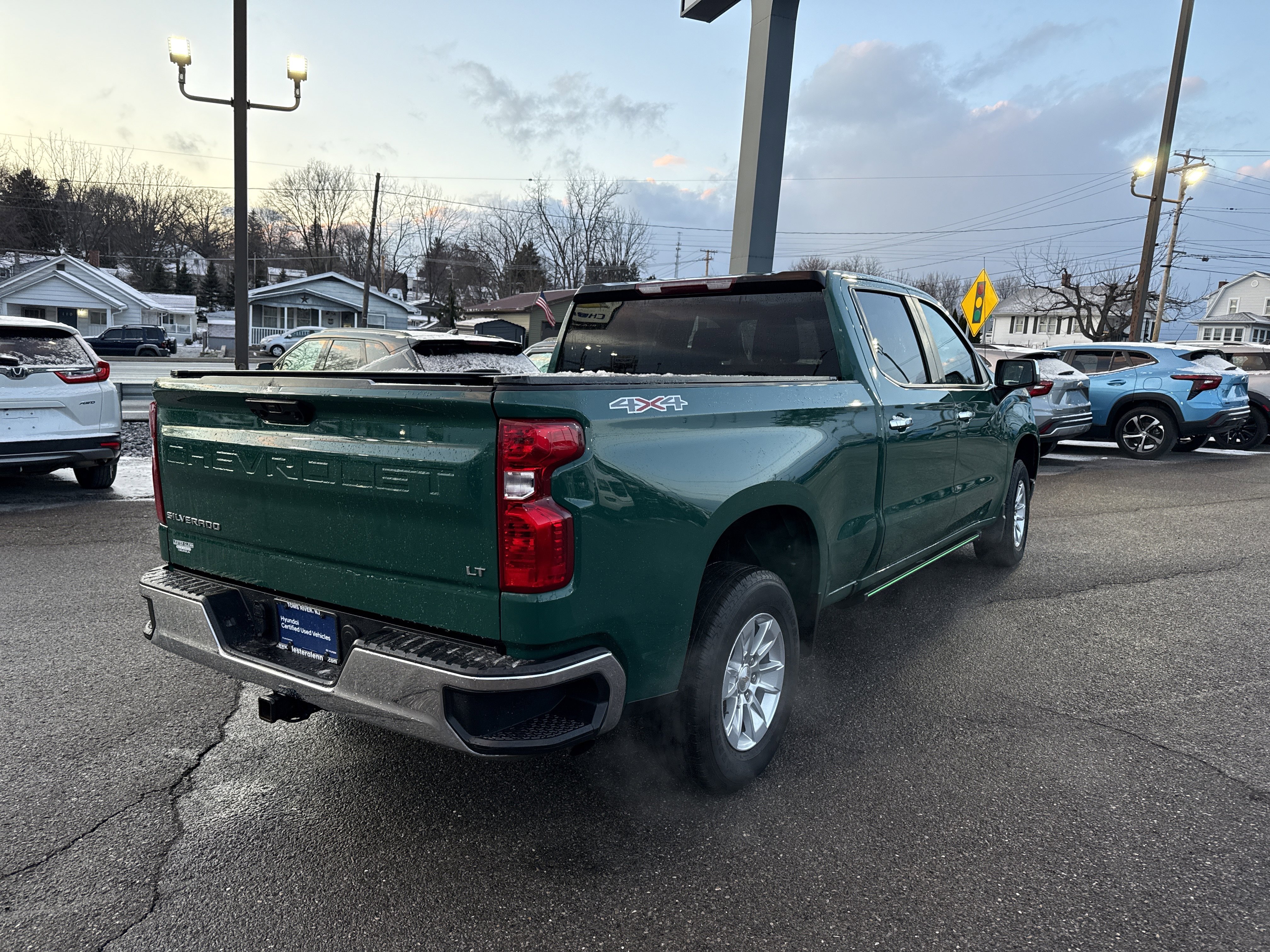 Used 2024 Chevrolet Silverado 1500 LT video 3