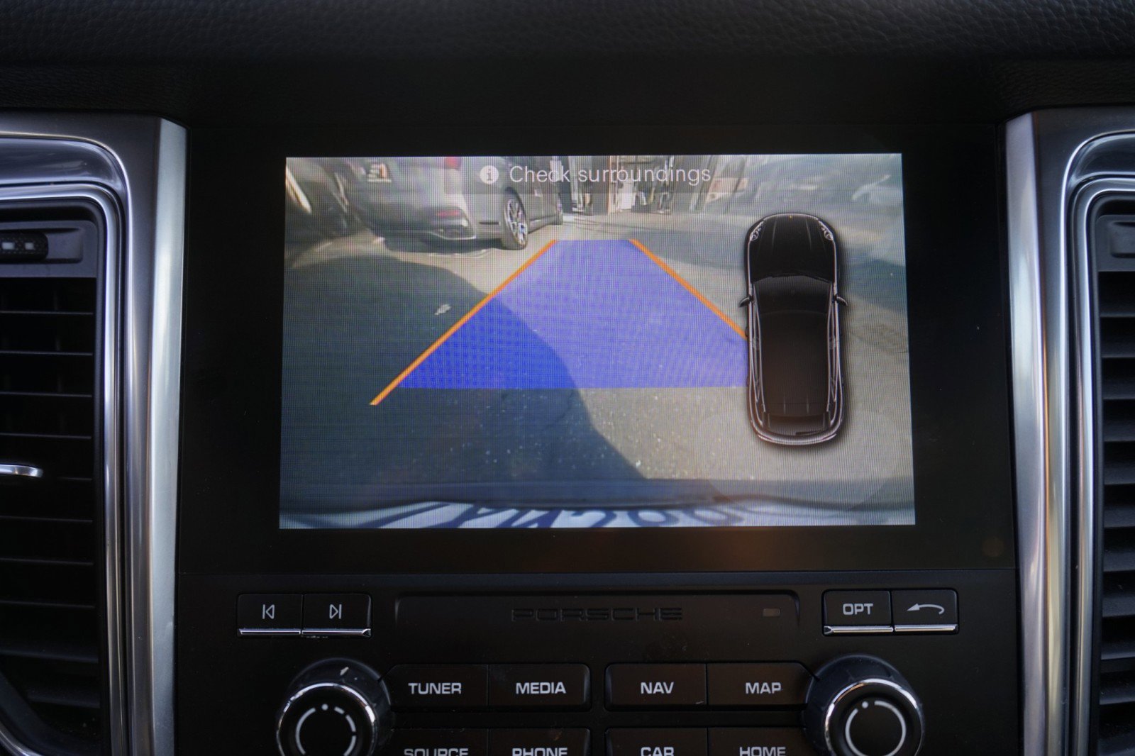 Used 2017 Porsche Macan S image 26