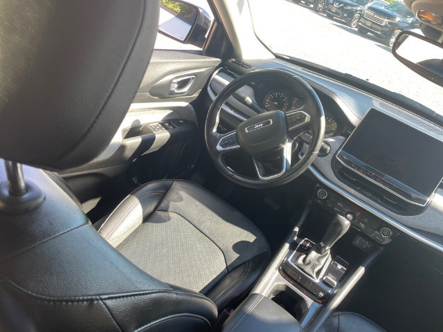 Used 2022 Jeep Compass Latitude w/ Sun and Sound Group AWD/4WD image 24