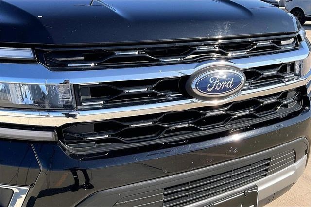 Used 2024 Ford Expedition Max Limited image 34