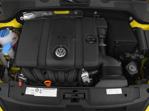 Used 2013 Volkswagen Beetle TDI image 13