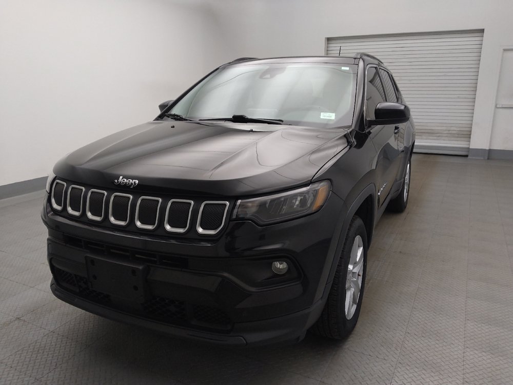 Used 2022 Jeep Compass Latitude w/ Sun and Sound Group AWD/4WD image 15