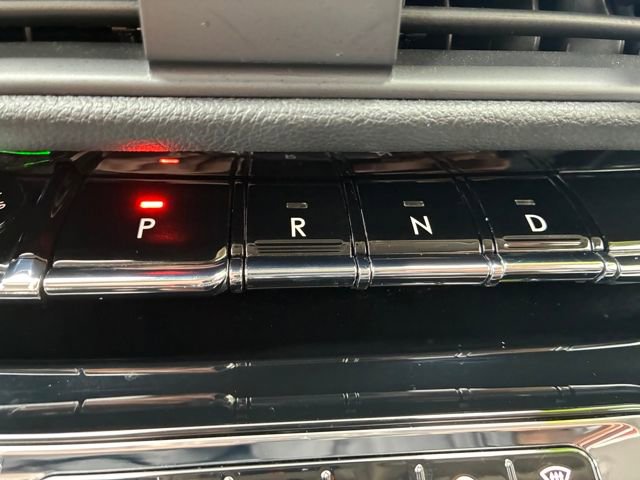 Used 2023 Lincoln Corsair Standard image 18