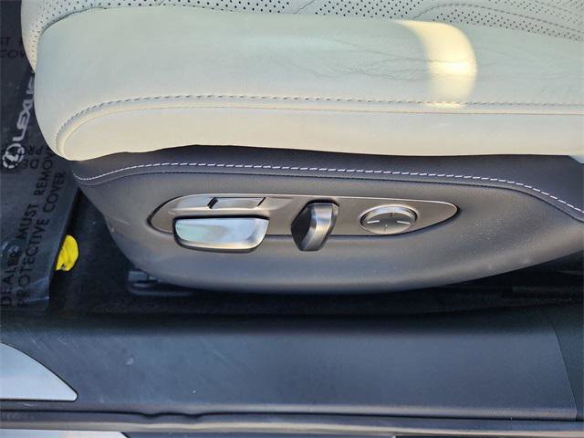 Certified 2022 Lexus LS 500 w/ Interior Upgrade Package image 12