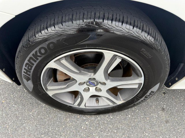 Used 2015 Volvo XC60 T6 Platinum AWD/4WD image 23