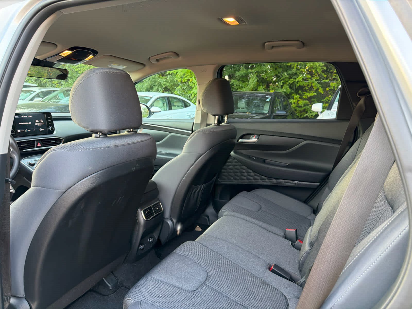 Used 2023 Hyundai Santa Fe SE w/ Cargo Package AWD/4WD image 6