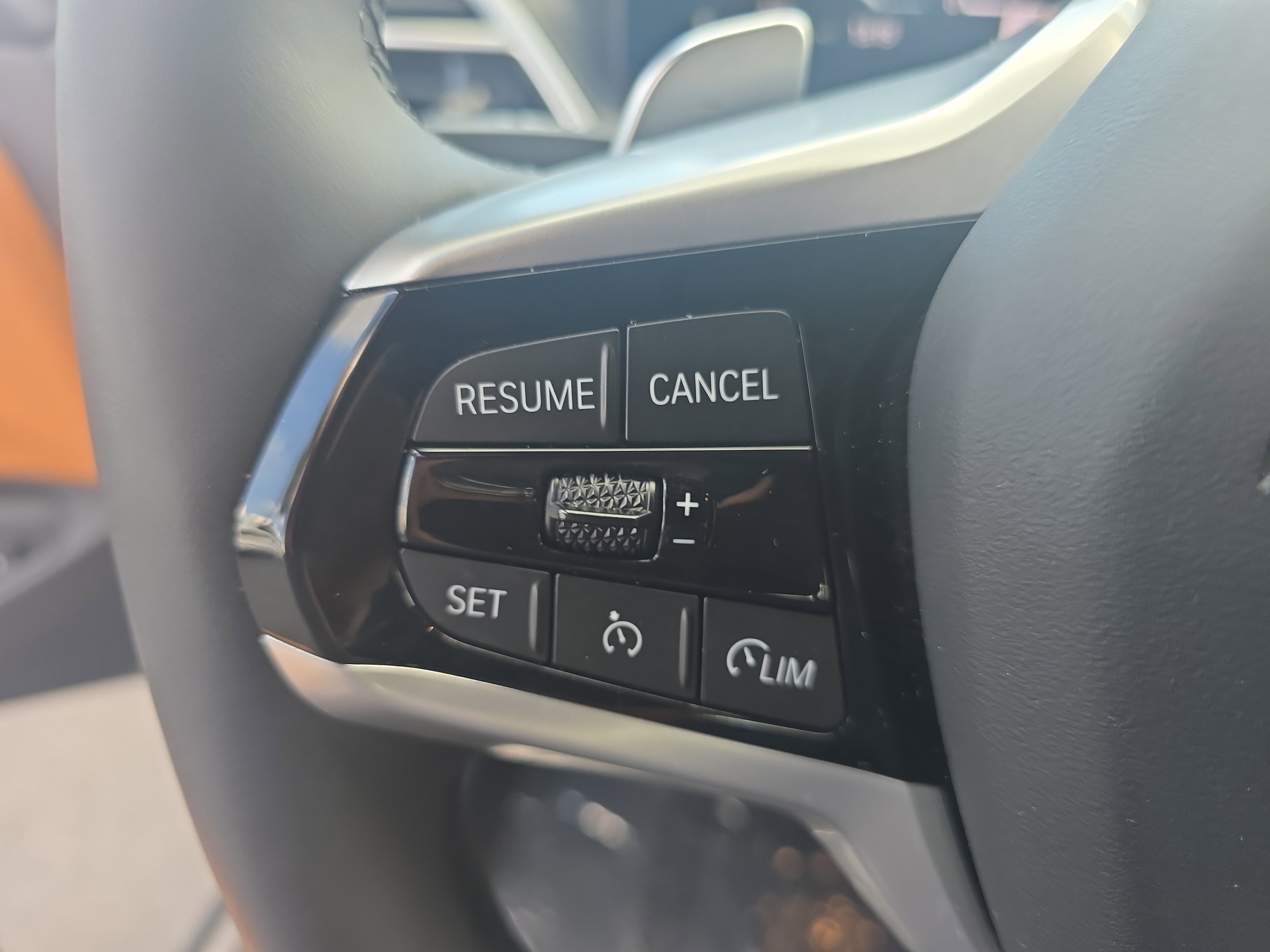 Used 2025 BMW 430i Coupe w/ Convenience Package image 23