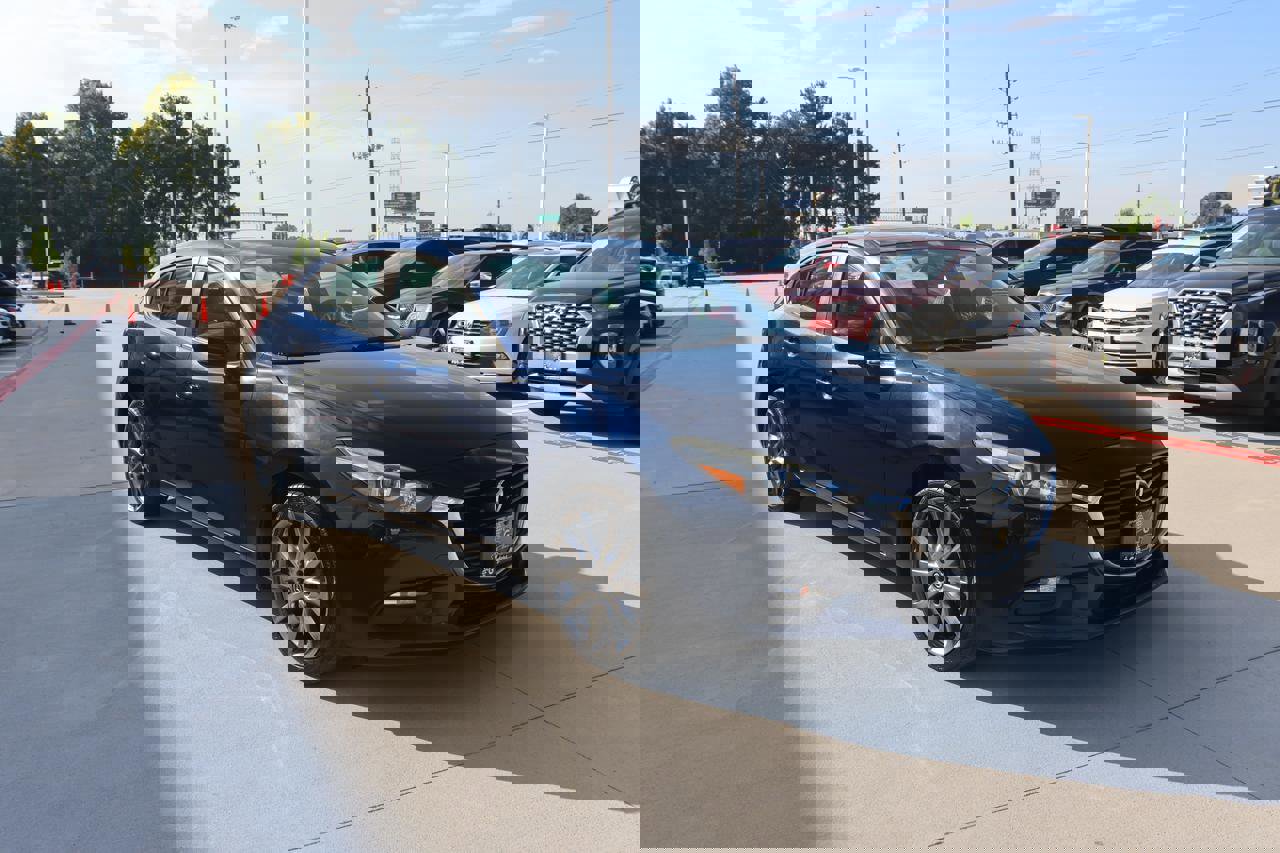 Used 2018 MAZDA MAZDA3 Touring image 7