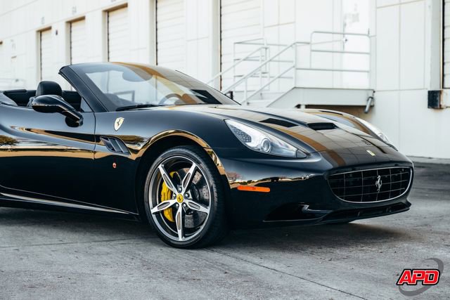 Used 2014 Ferrari California image 66