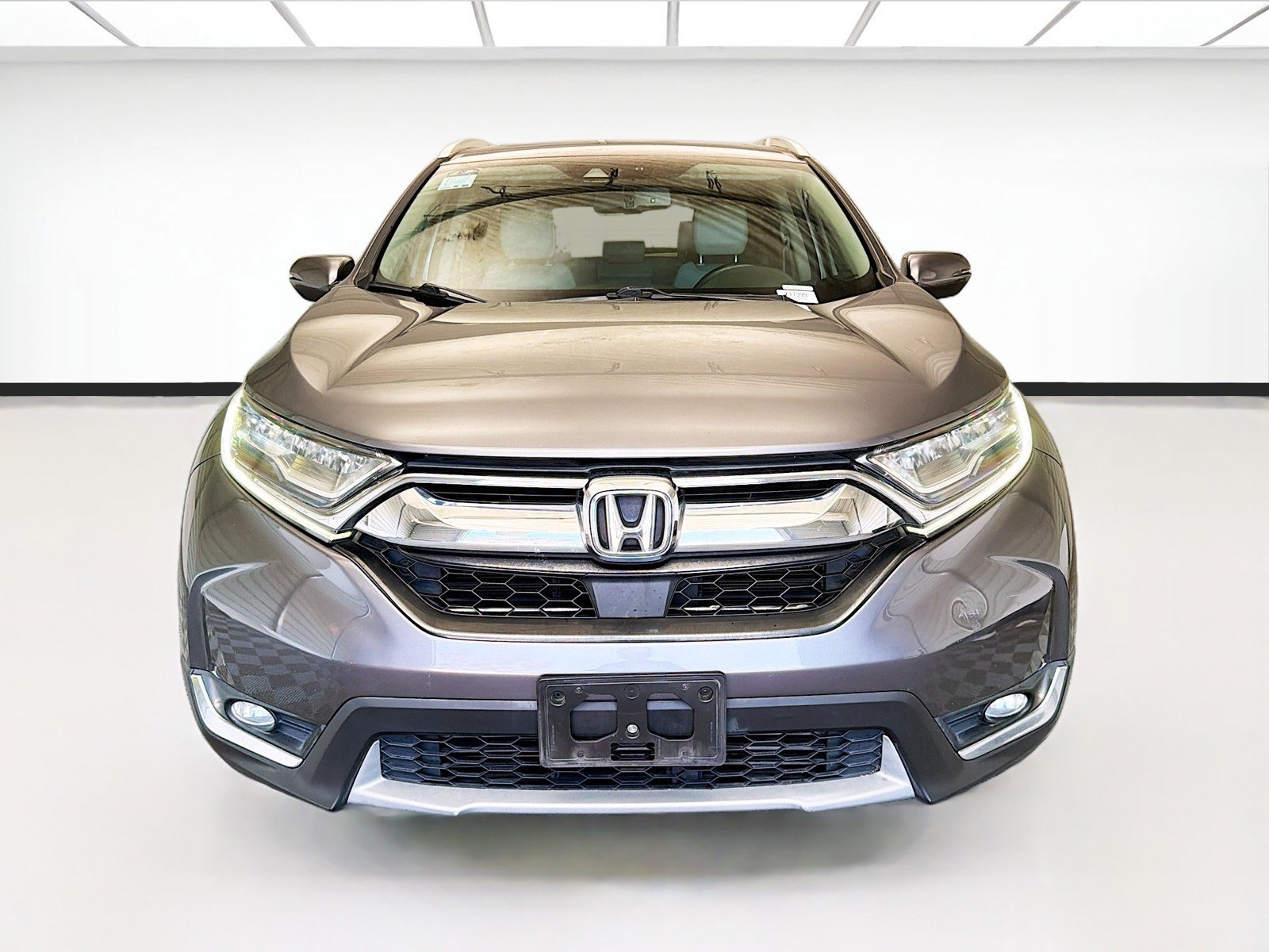 Used 2017 Honda CR-V Touring image 2