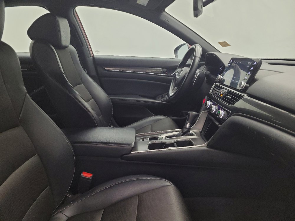 Used 2018 Honda Accord Sport image 21