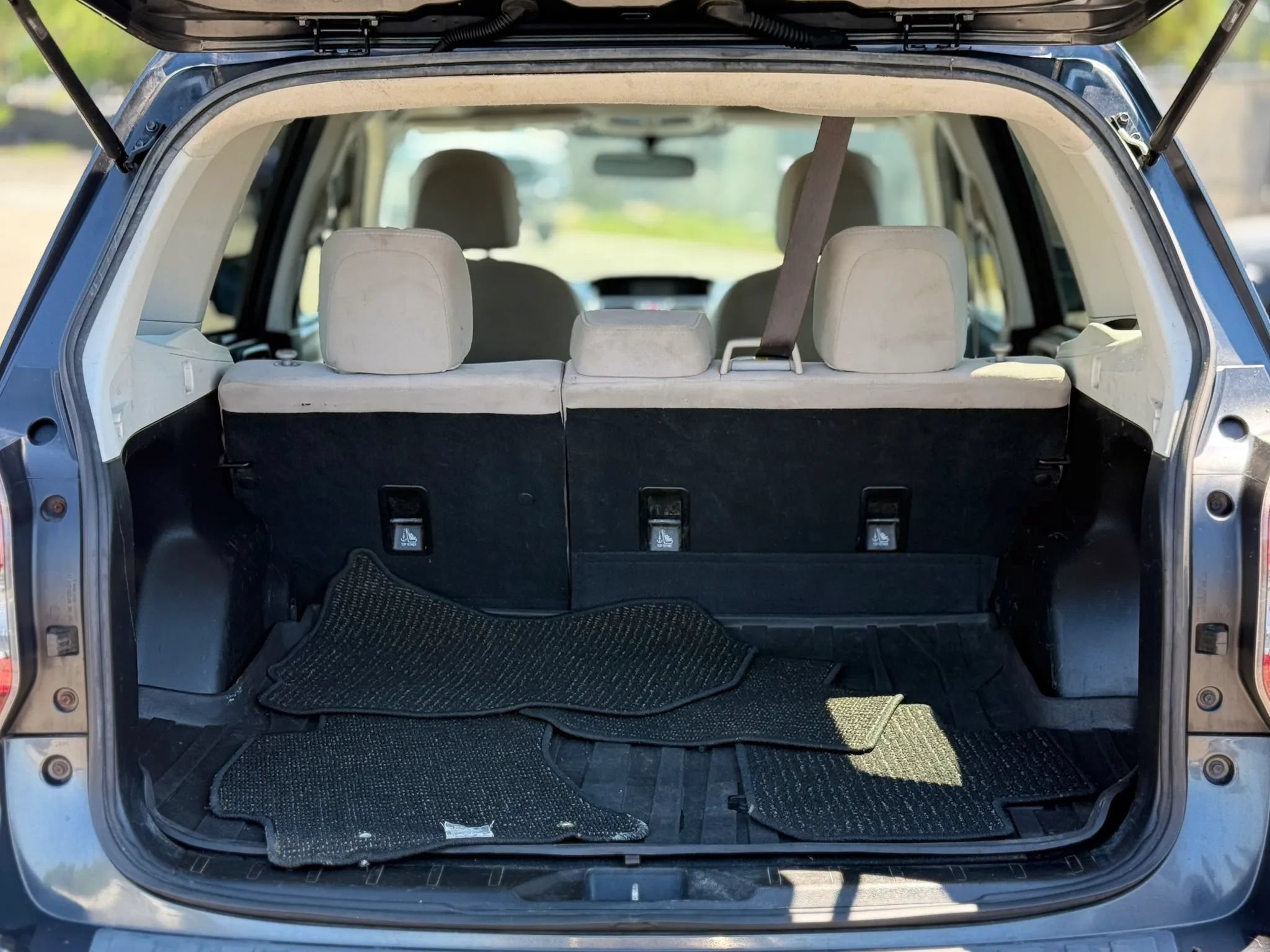 Used 2015 Subaru Forester 2.5i Premium w/ All-Weather Package AWD/4WD image 28