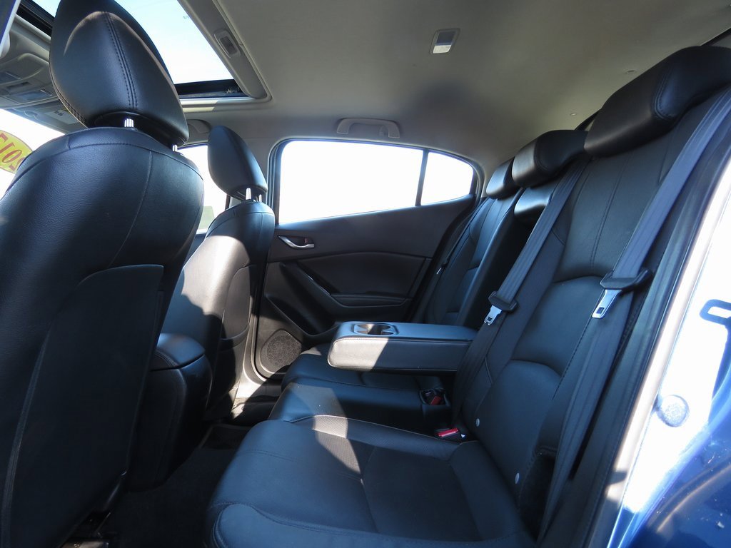 Used 2017 MAZDA MAZDA3 Grand Touring w/ Premium Equipment Package image 19