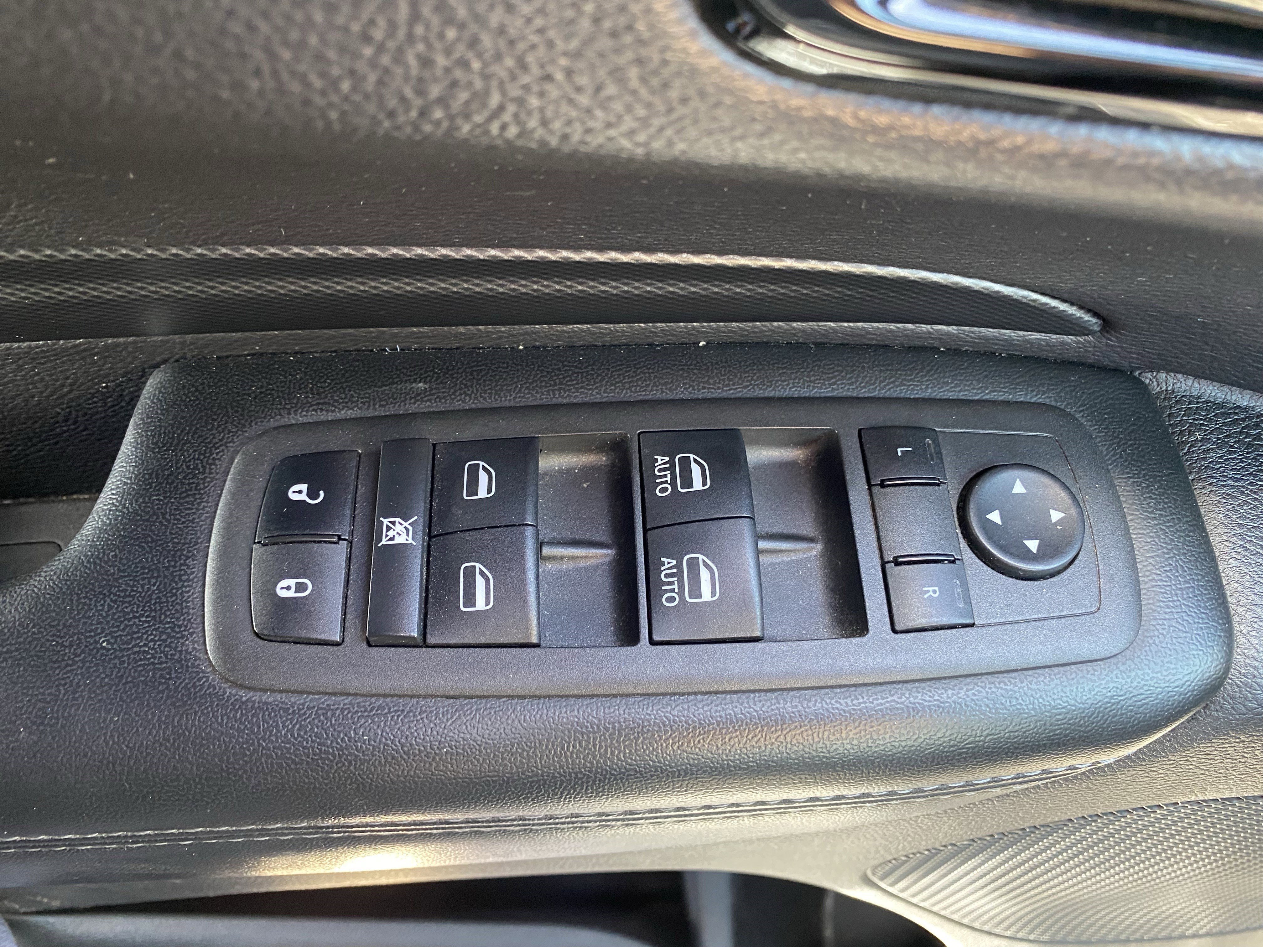 Used 2022 Dodge Durango GT AWD/4WD image 22
