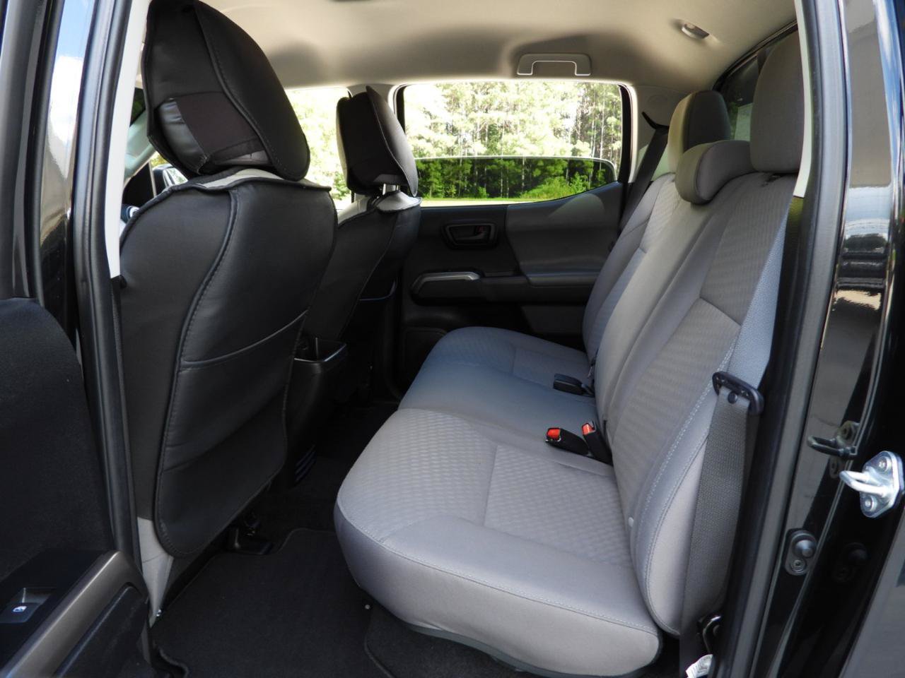 Used 2022 Toyota Tacoma SR5 RWD image 51