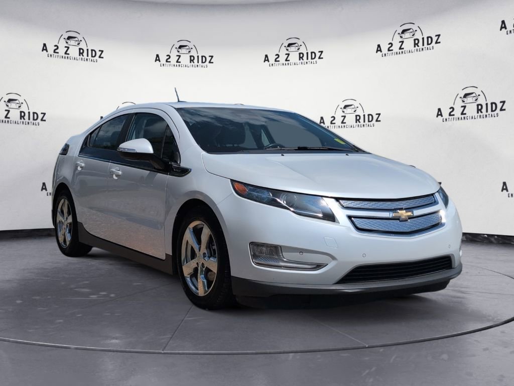 Used 2015 Chevrolet Volt Premium w/ Premium Trim Package FWD image 1