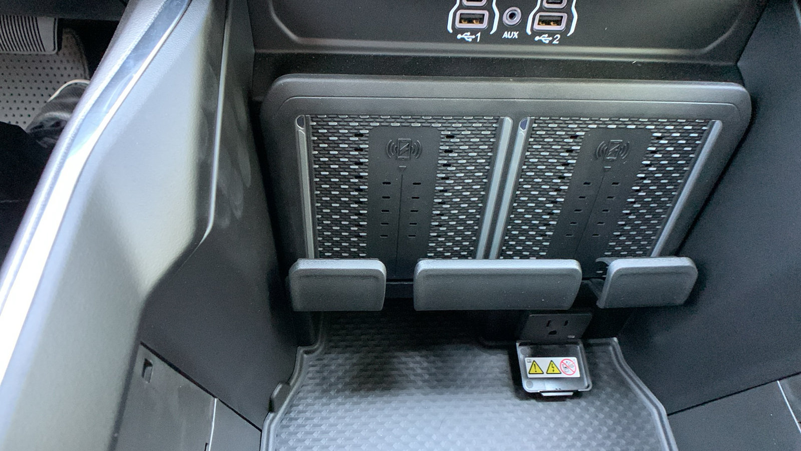 New 2026 RAM 2500 Laramie w/ Night Edition AWD/4WD image 21