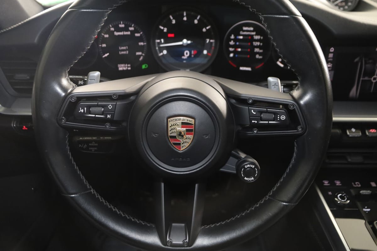 Used 2021 Porsche 911 Carrera RWD image 50