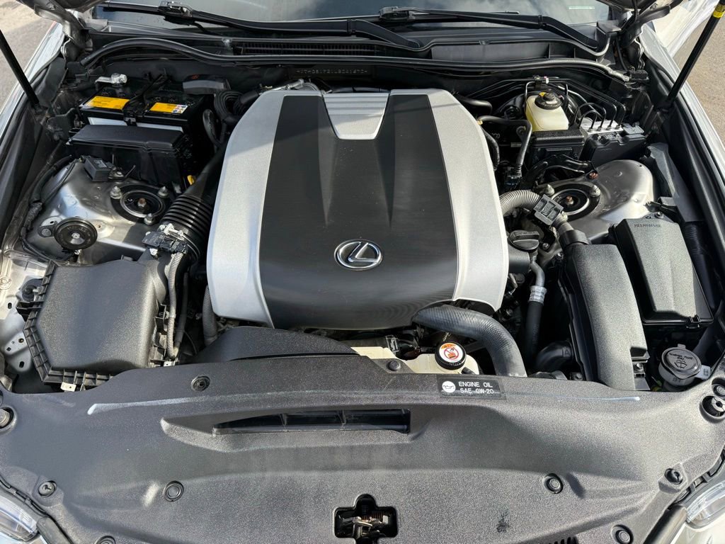 Used 2020 Lexus IS 300 F Sport w/ F Sport Package image 18