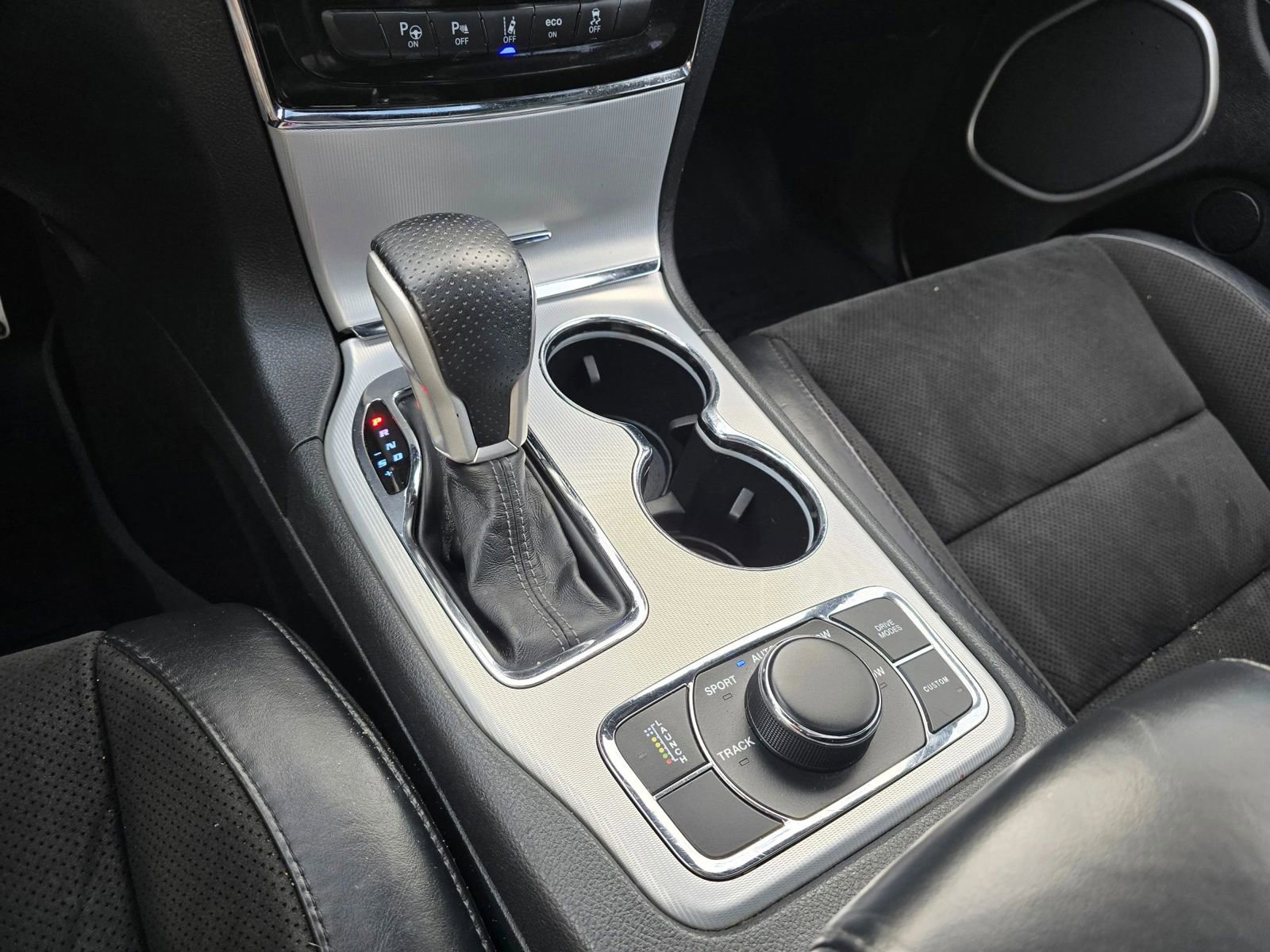 Used 2019 Jeep Grand Cherokee SRT AWD/4WD image 30