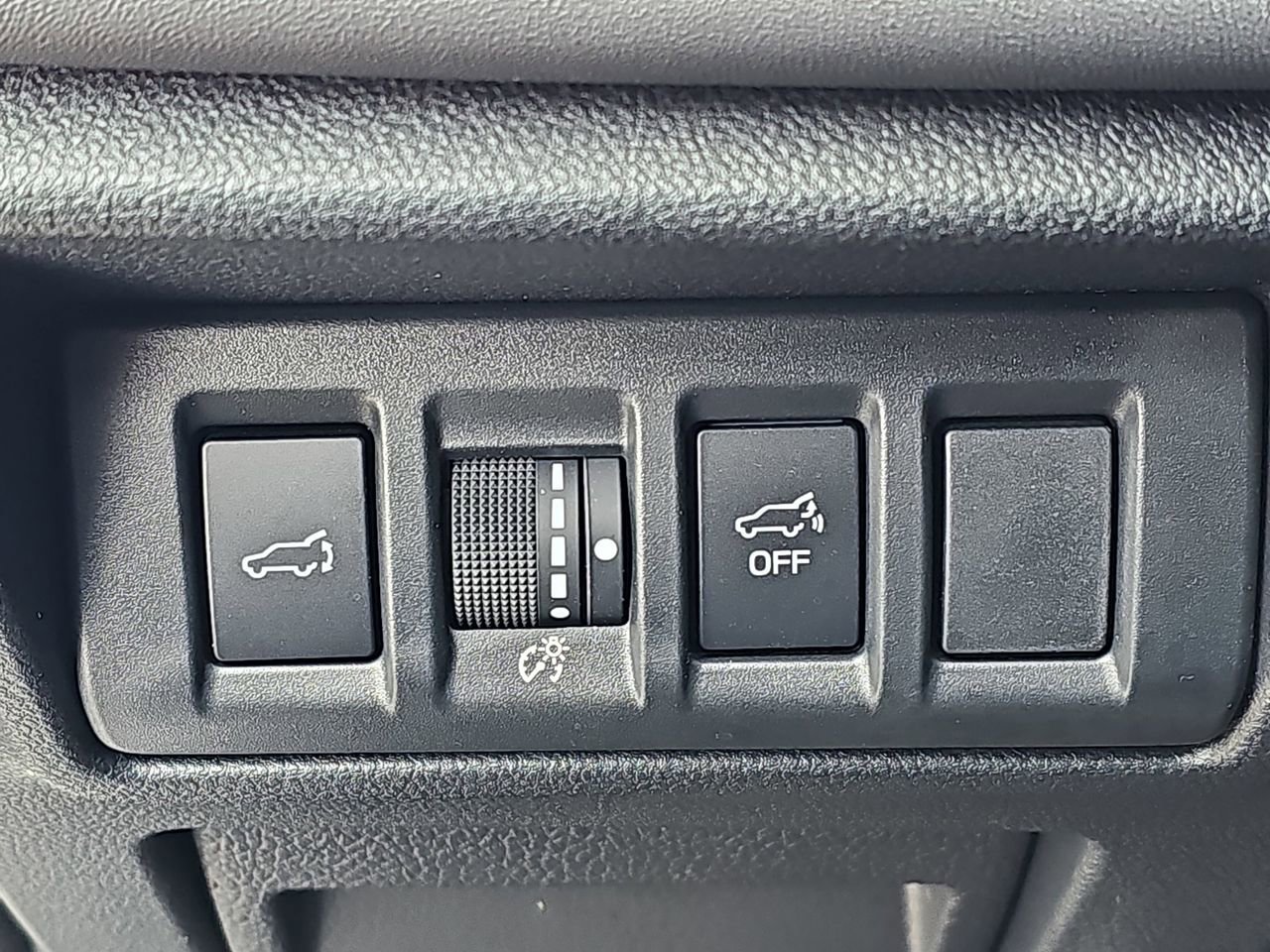 Certified 2025 Subaru Outback Touring XT image 32