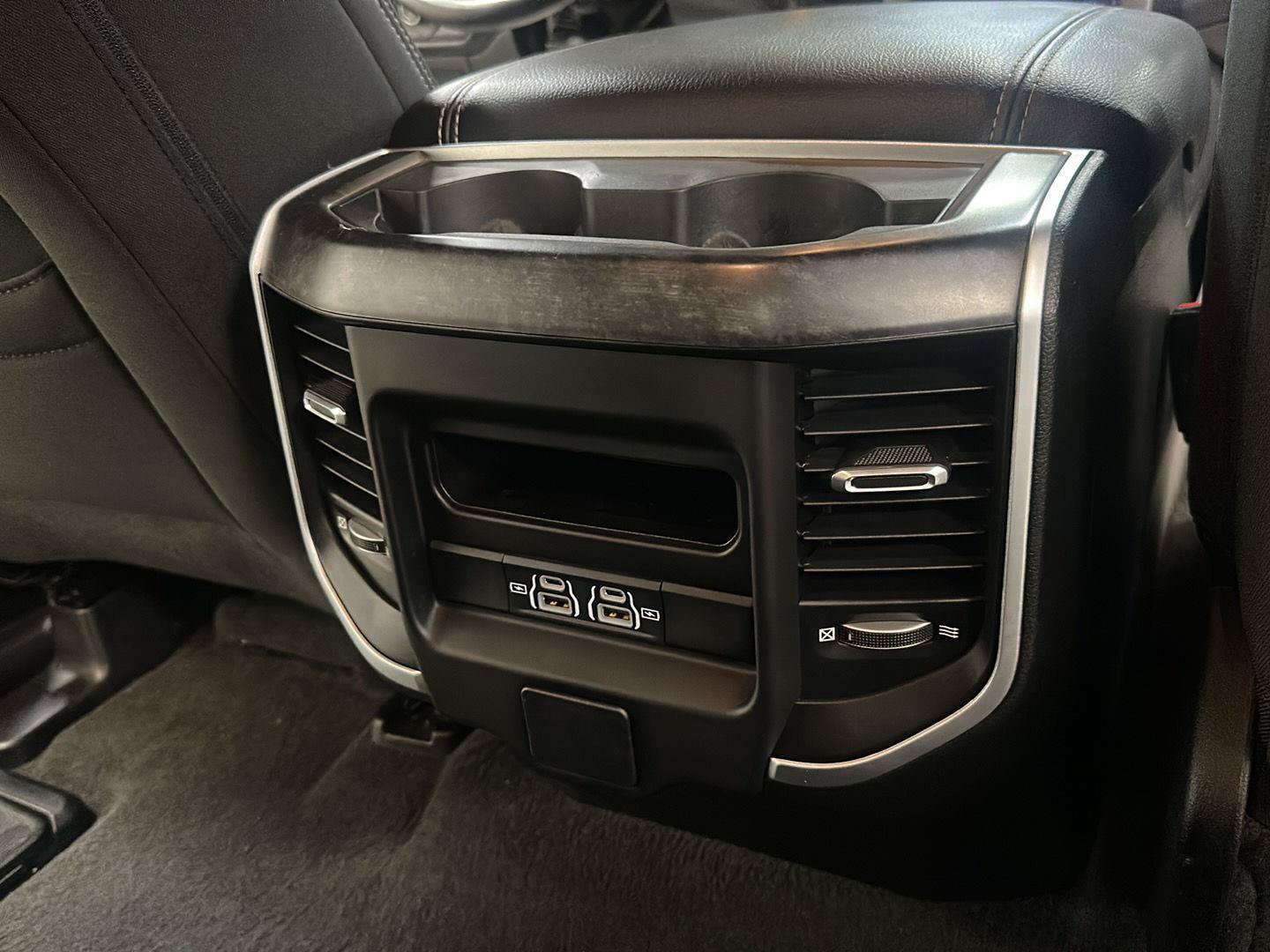 Used 2023 RAM 1500 Big Horn AWD/4WD image 24