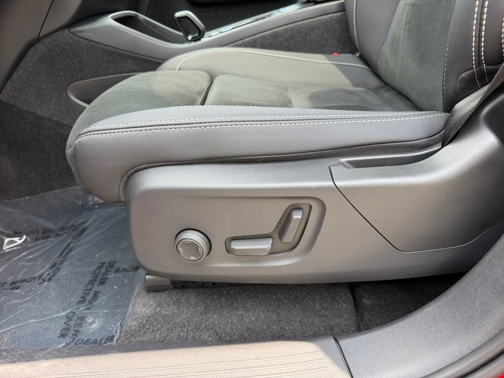 Certified 2023 Volvo C40 P8 Recharge Ultimate AWD/4WD image 17
