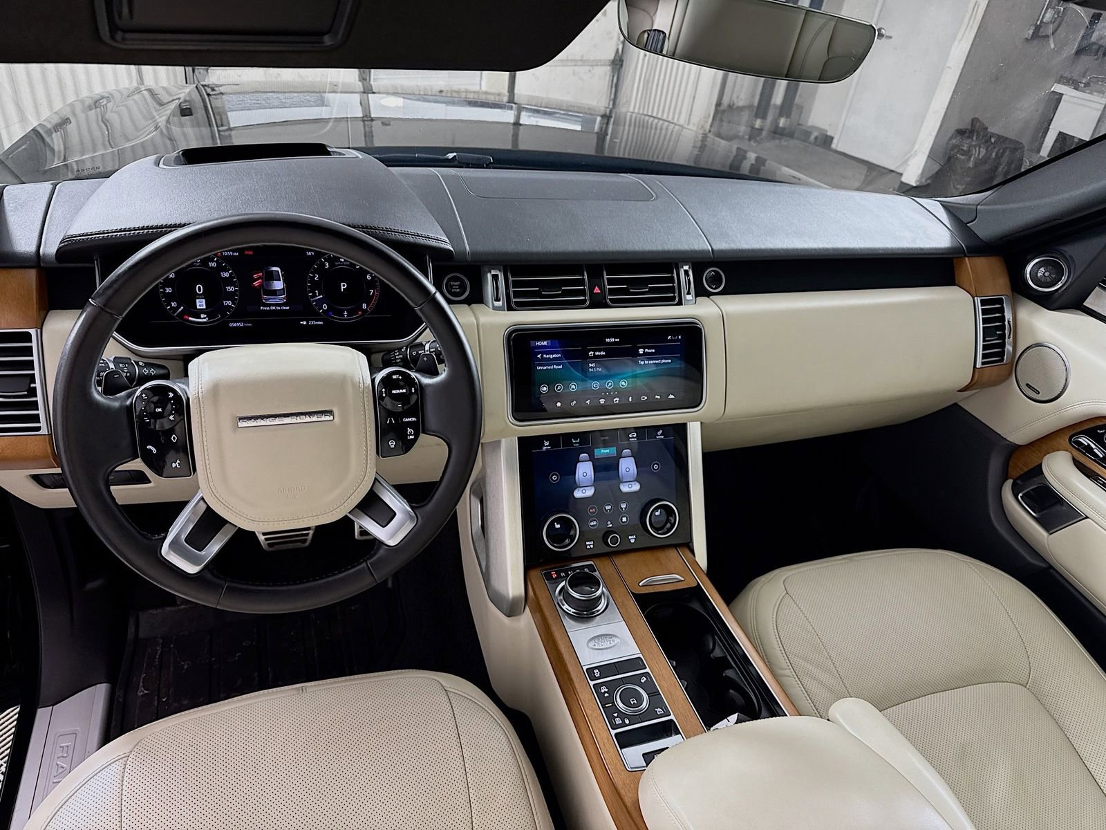 Used 2021 Land Rover Range Rover Westminster Edition image 15