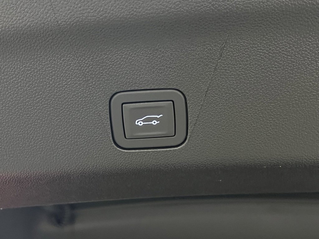 New 2026 Chevrolet Tahoe LT image 34