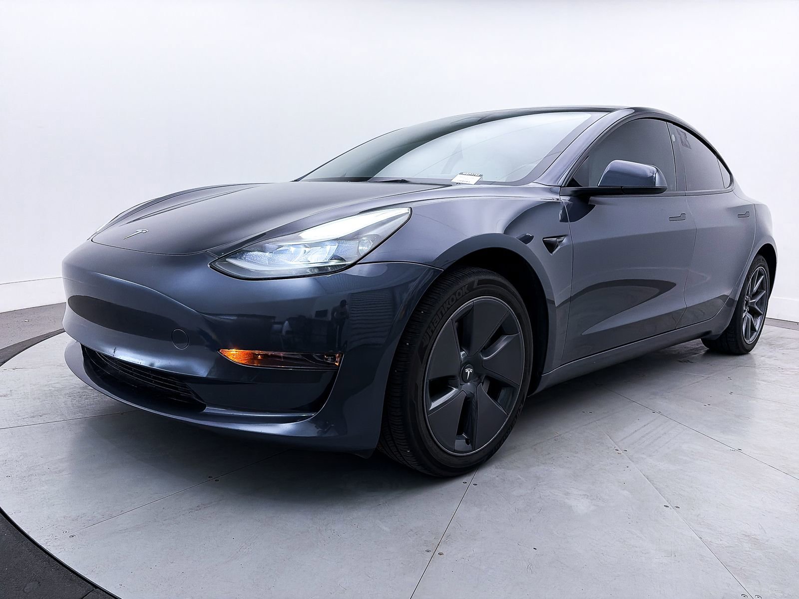 Used 2023 Tesla Model 3 Standard Range image 11