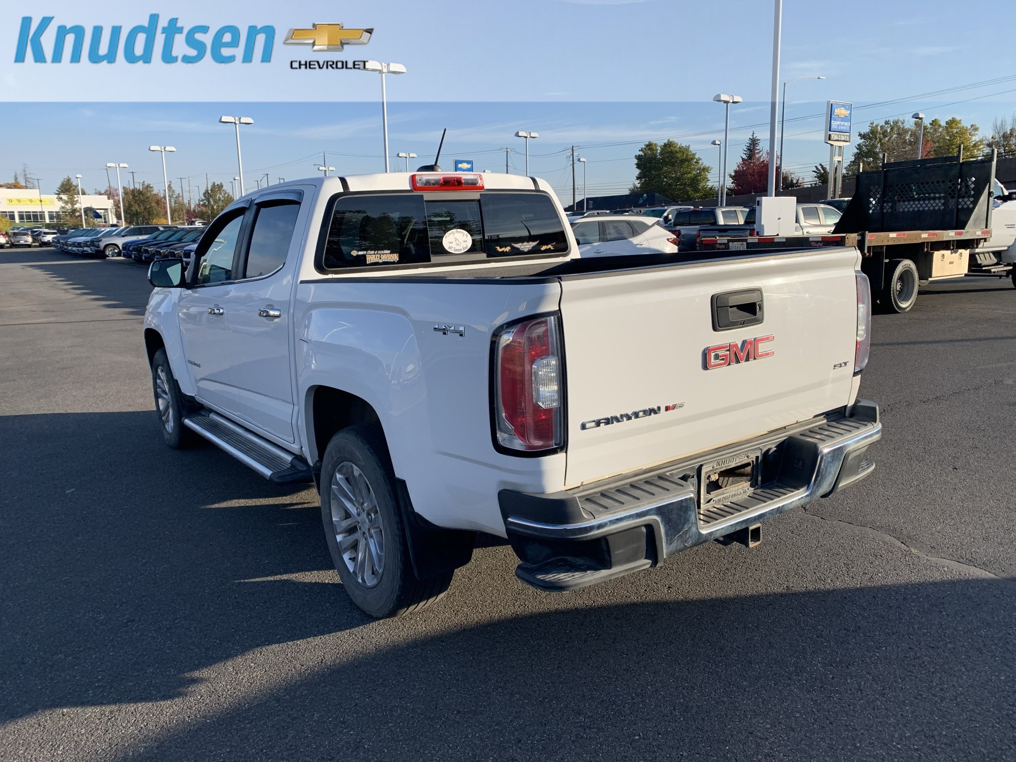 Used 2017 GMC Canyon SLT w/ Driver Alert Package AWD/4WD image 5