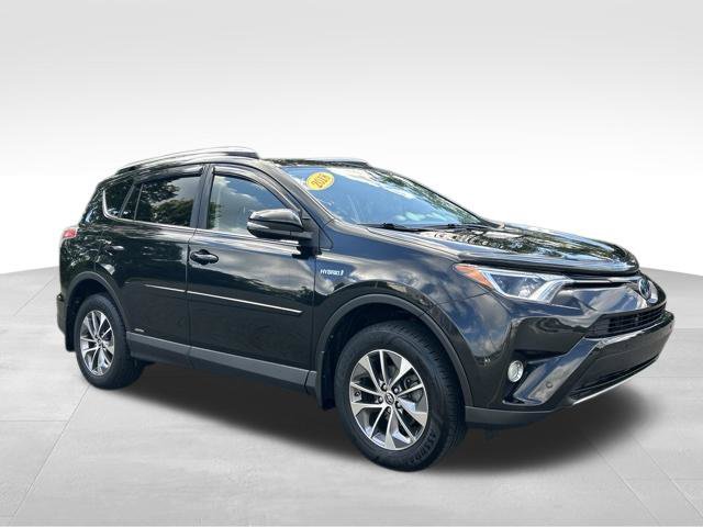 Used 2018 Toyota RAV4 XLE w/ Convenience Package AWD/4WD image 13