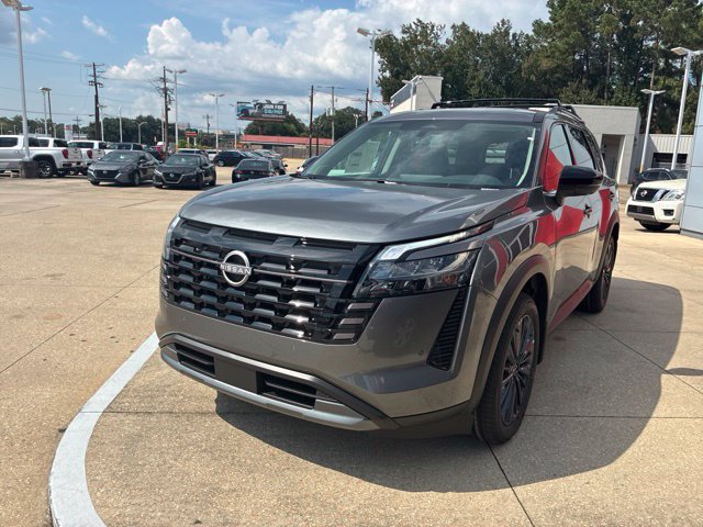 New 2026 Nissan Pathfinder SL w/ SL Premium Package FWD image 3