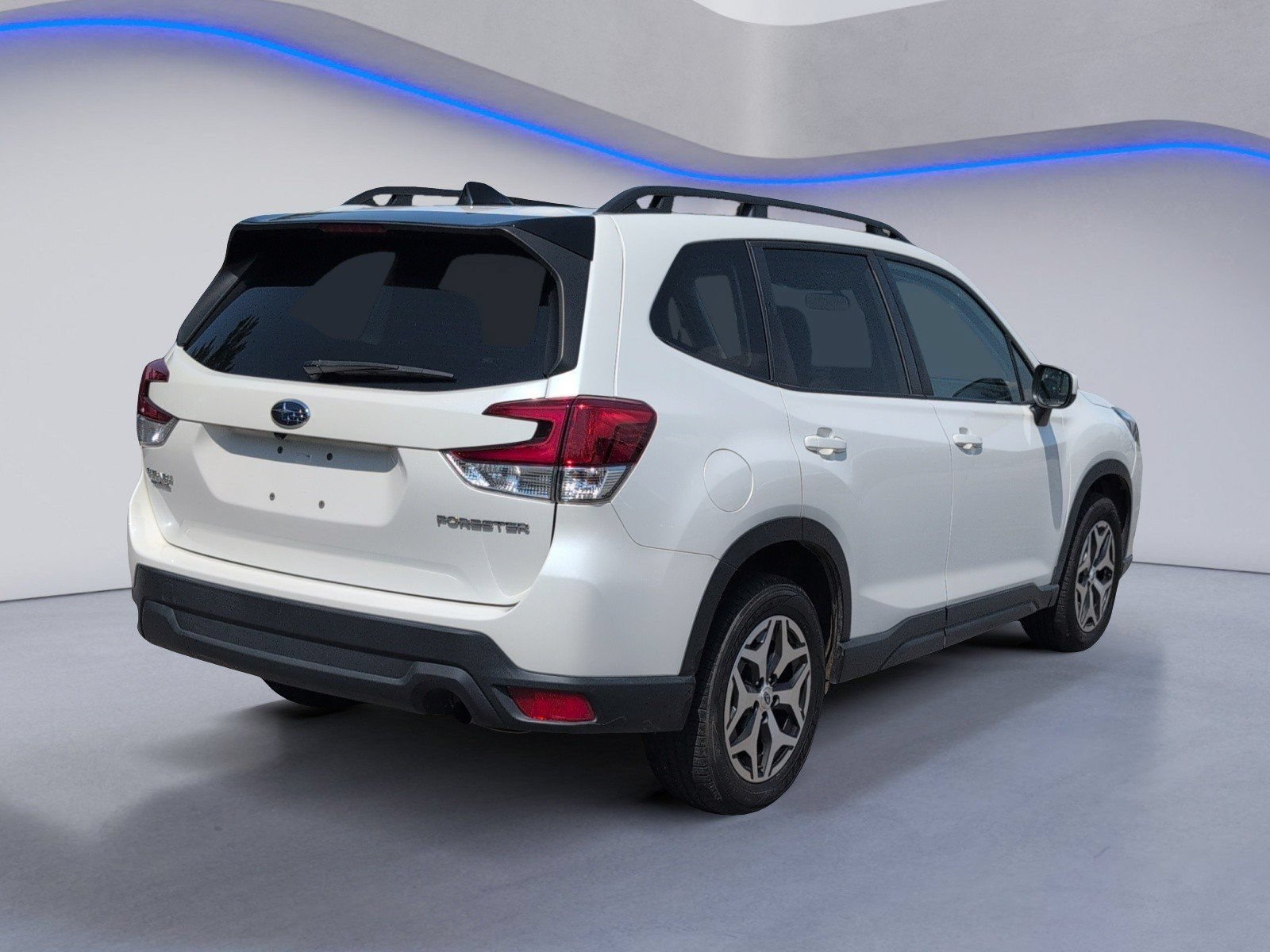 Used 2024 Subaru Forester Premium AWD/4WD image 3
