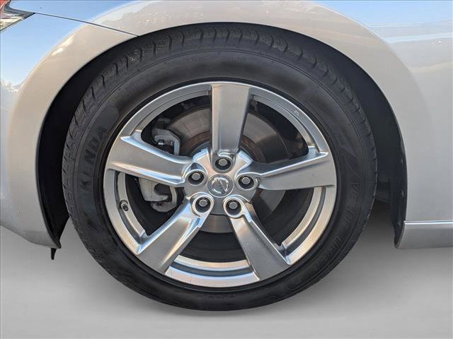 Used 2009 Nissan 370Z Touring image 9