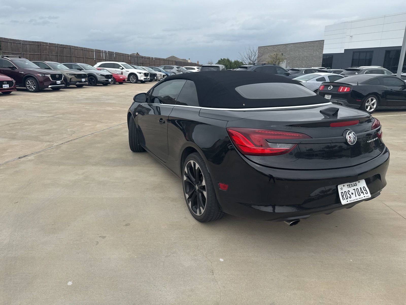 Used 2019 Buick Cascada Sport Touring w/ Dark Effects Package image 15